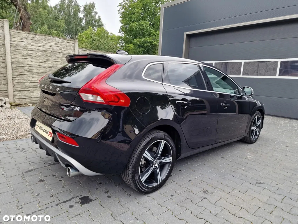 Volvo V40 T3 Geartronic RDesign - 15