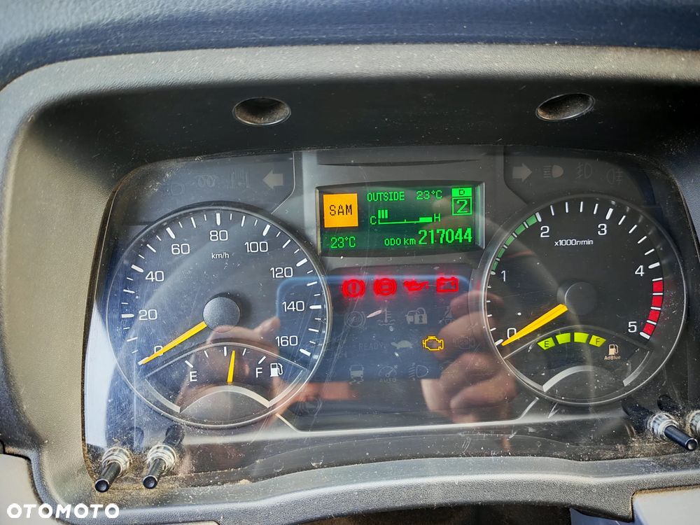 Mitsubishi Fuso Canter - 10
