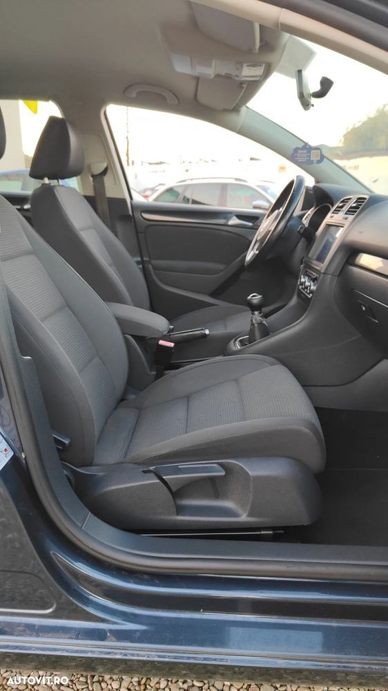 Volkswagen Golf - 12