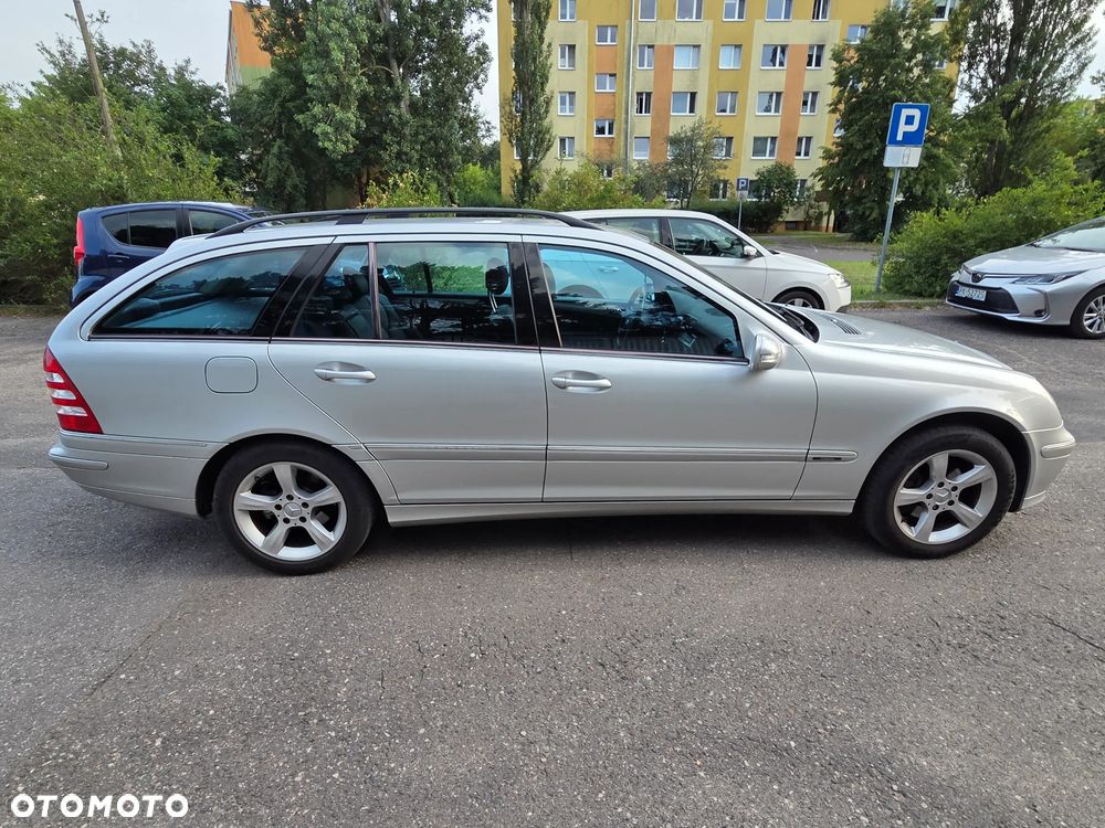 Mercedes-Benz Klasa C 220 T CDI Avantgarde - 7
