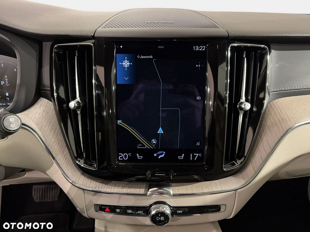 Volvo XC 60 - 24