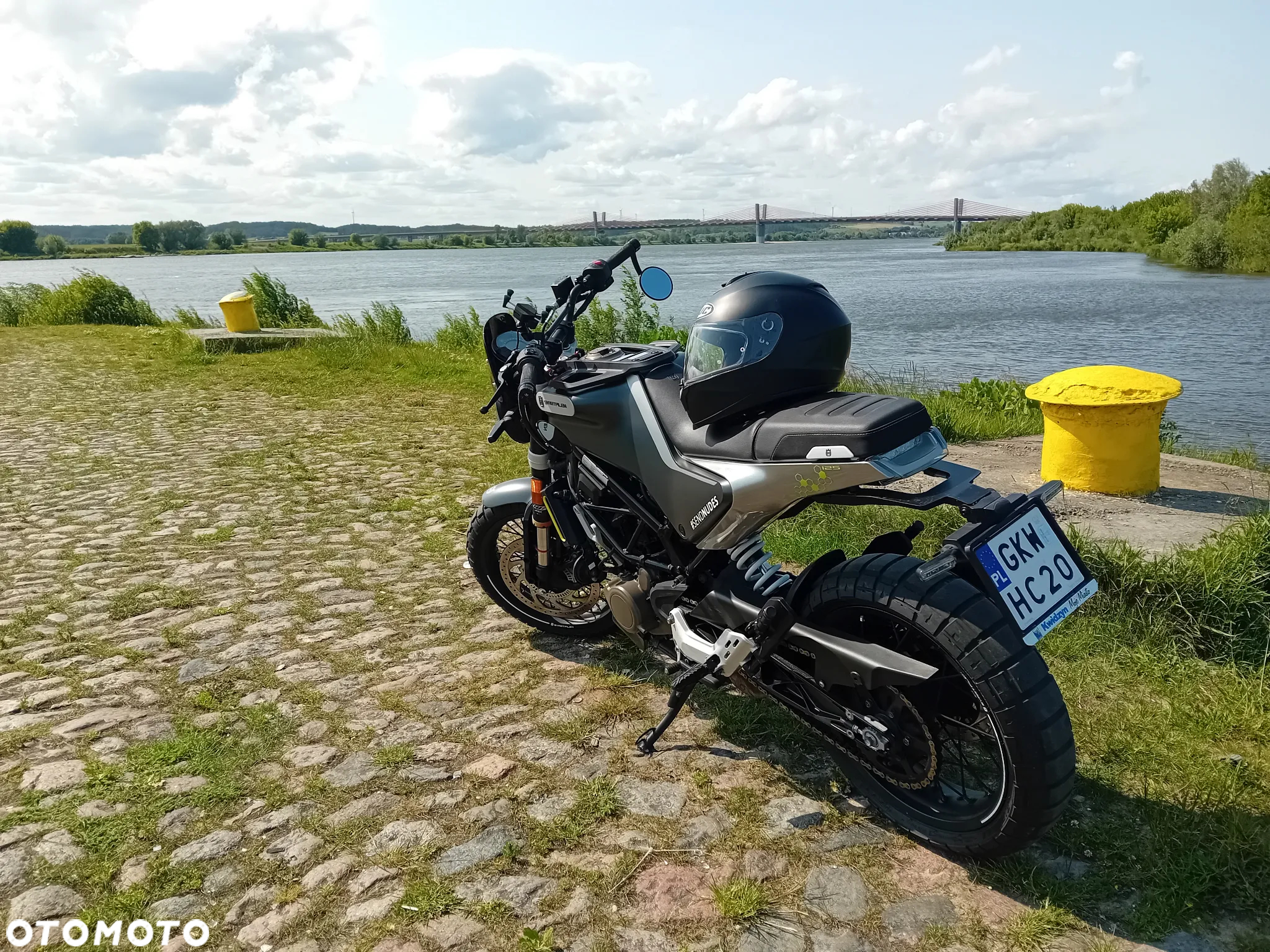 Husqvarna Svartpilen - 2