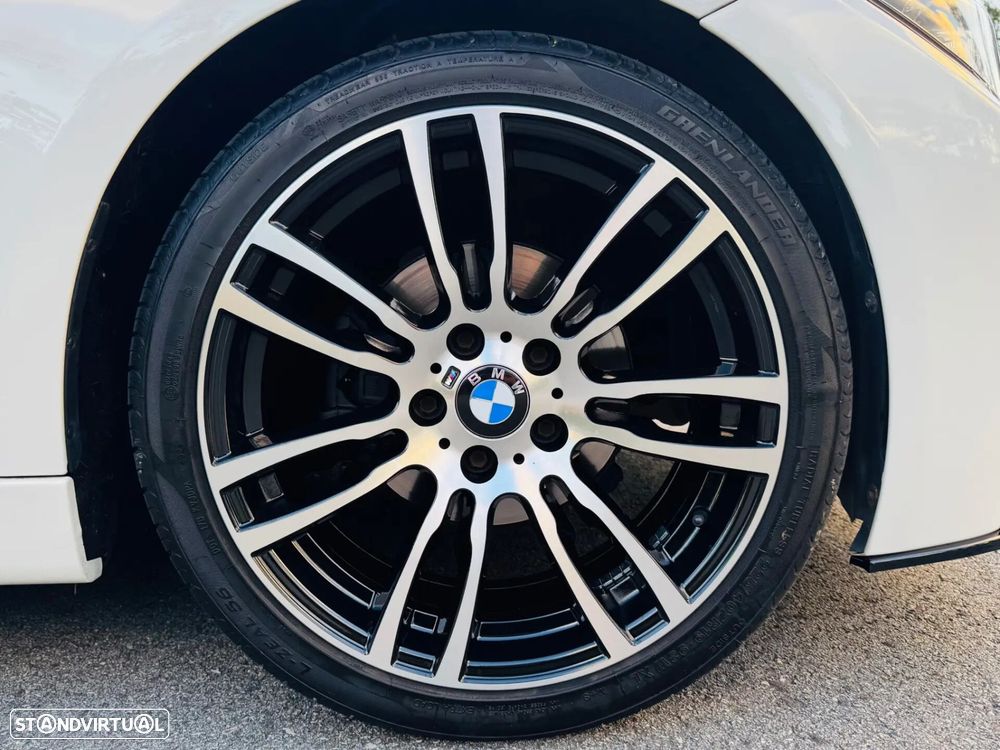 BMW 320 d Auto Pack M - 17