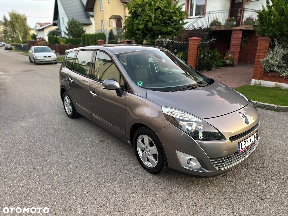 Renault Grand Scenic Gr 2.0 16V Privilege CVT - 11