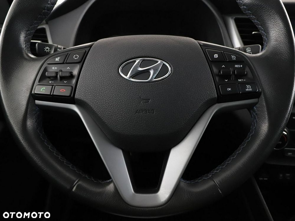 Hyundai Tucson 1.7 CRDI BlueDrive Style 2WD - 22