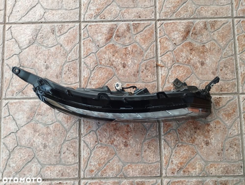 lampa prawa full led mitsubishi eclipse cross lift 2020-^ - 4