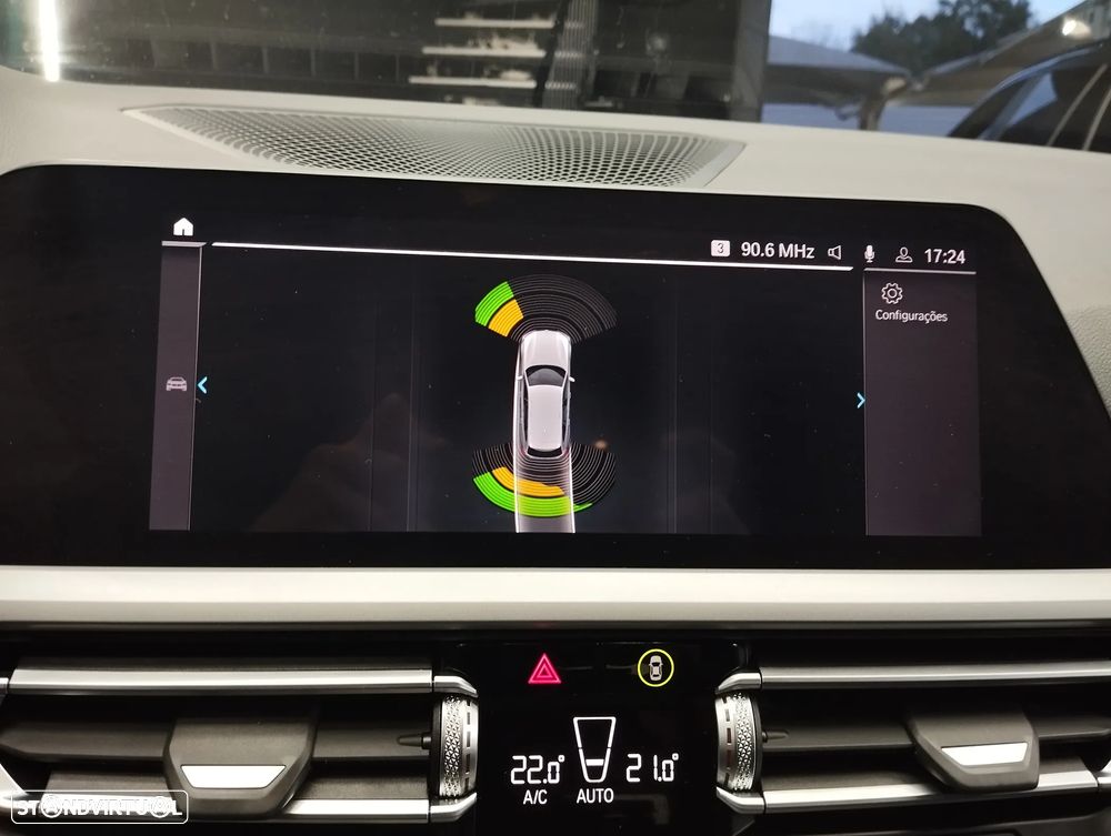 BMW 320 e Corporate Edition Auto - 25