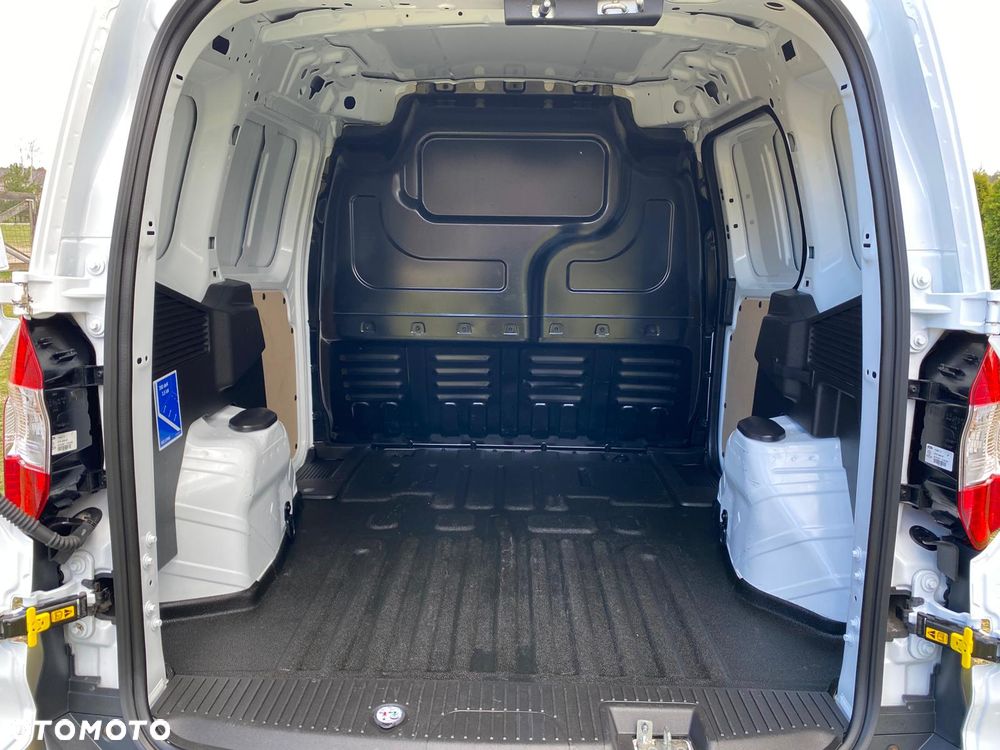 Ford TRANSIT COURIER - 33