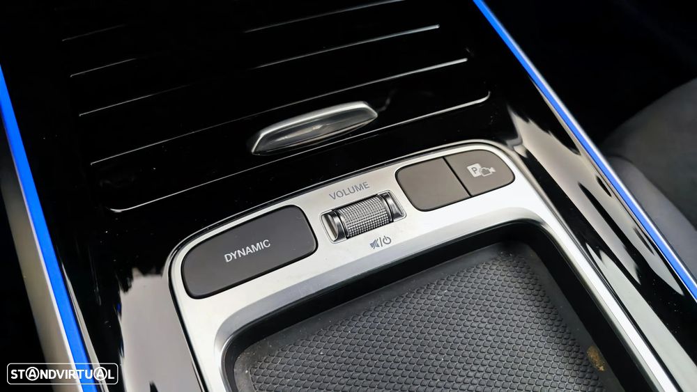 Mercedes-Benz GLB 180 d AMG Line - 26