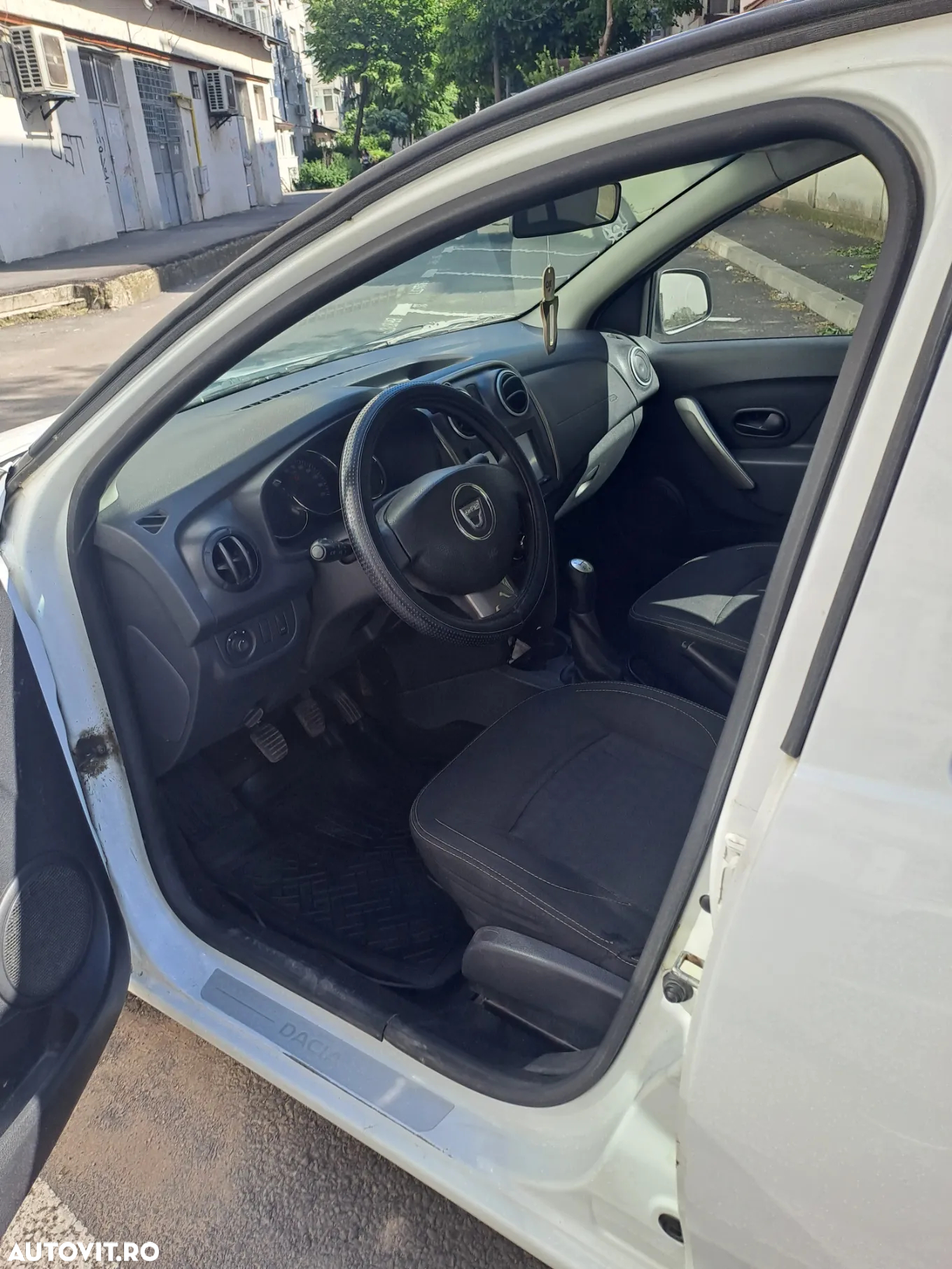 Dacia Logan - 9
