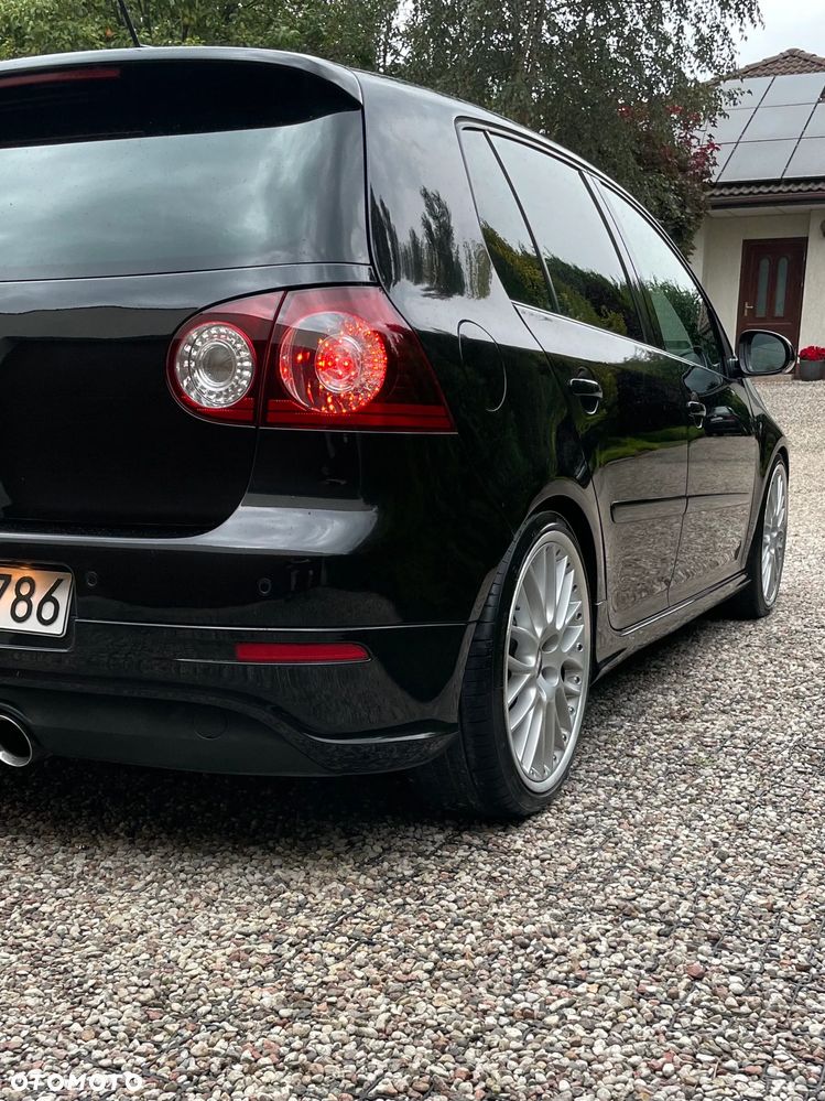 Volkswagen Golf R32 4Motion DSG - 9