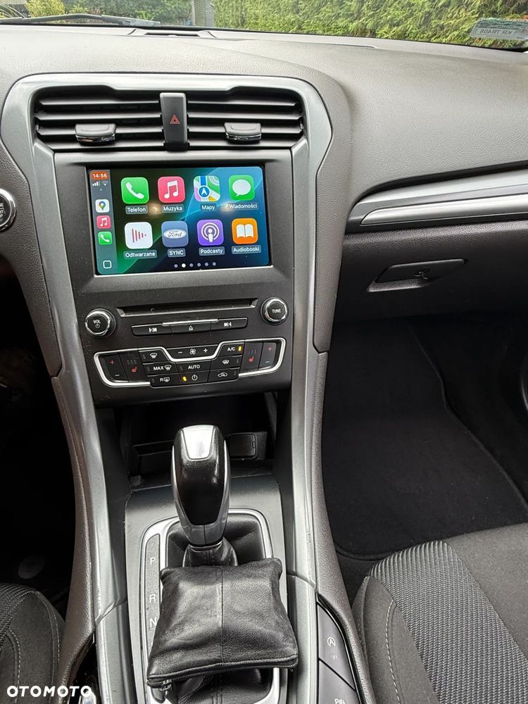 Ford Mondeo 2.0 EcoBoost Titanium - 9