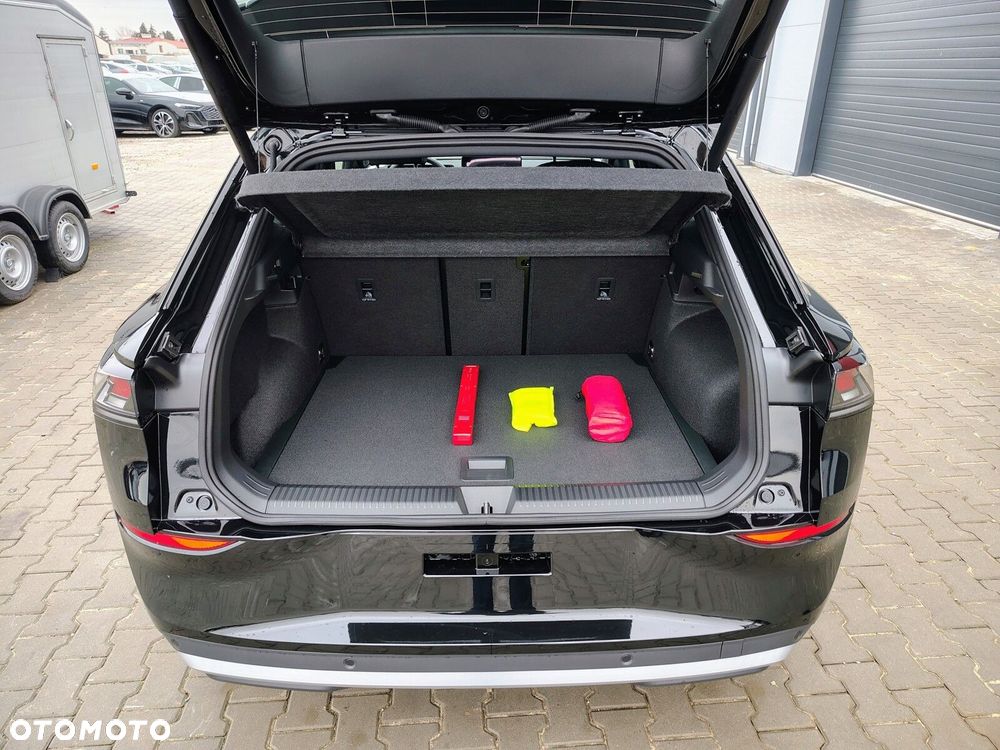 Volkswagen T-Roc - 11
