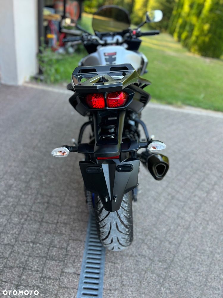 Yamaha FZ8 - 25