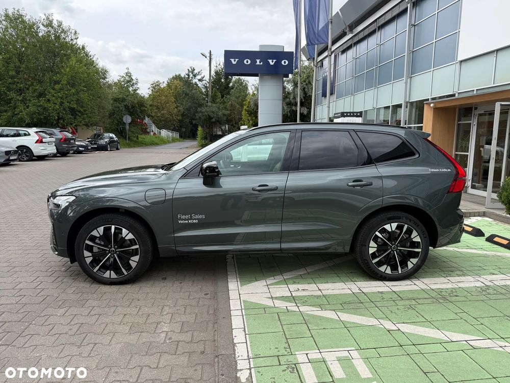 Volvo XC 60 T6 Plug-In Hybrid AWD Ultra Dark - 10