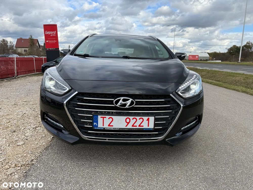 Hyundai i40 Kombi 1.7 CRDi Premium - 2
