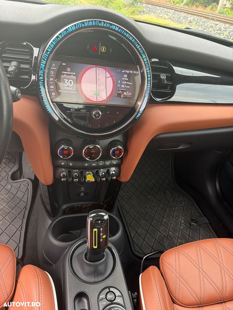 Mini Cooper SE - 9
