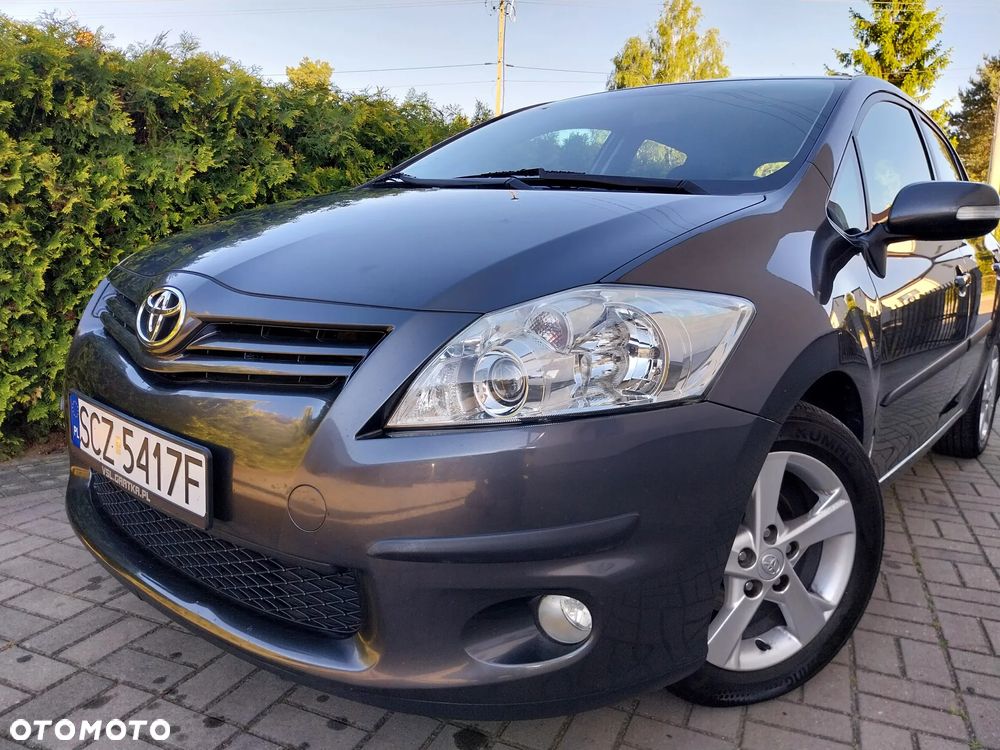 Toyota Auris 1.6 Executive - 31