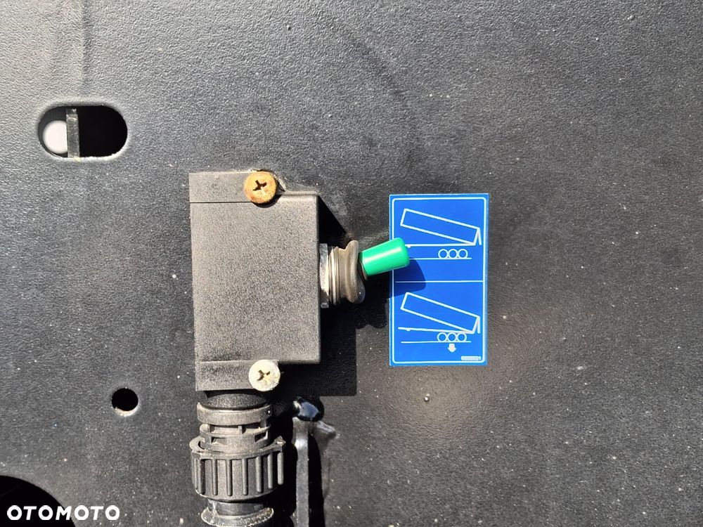 Kögel Stalowa wywrotka 27m3 - 6