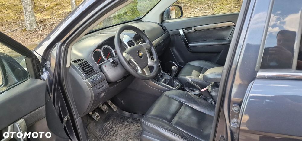 Chevrolet Captiva 2.0 d LT high - 10