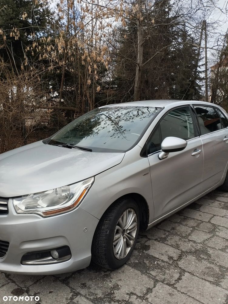 Citroën C4 1.6 HDi Exclusive - 6