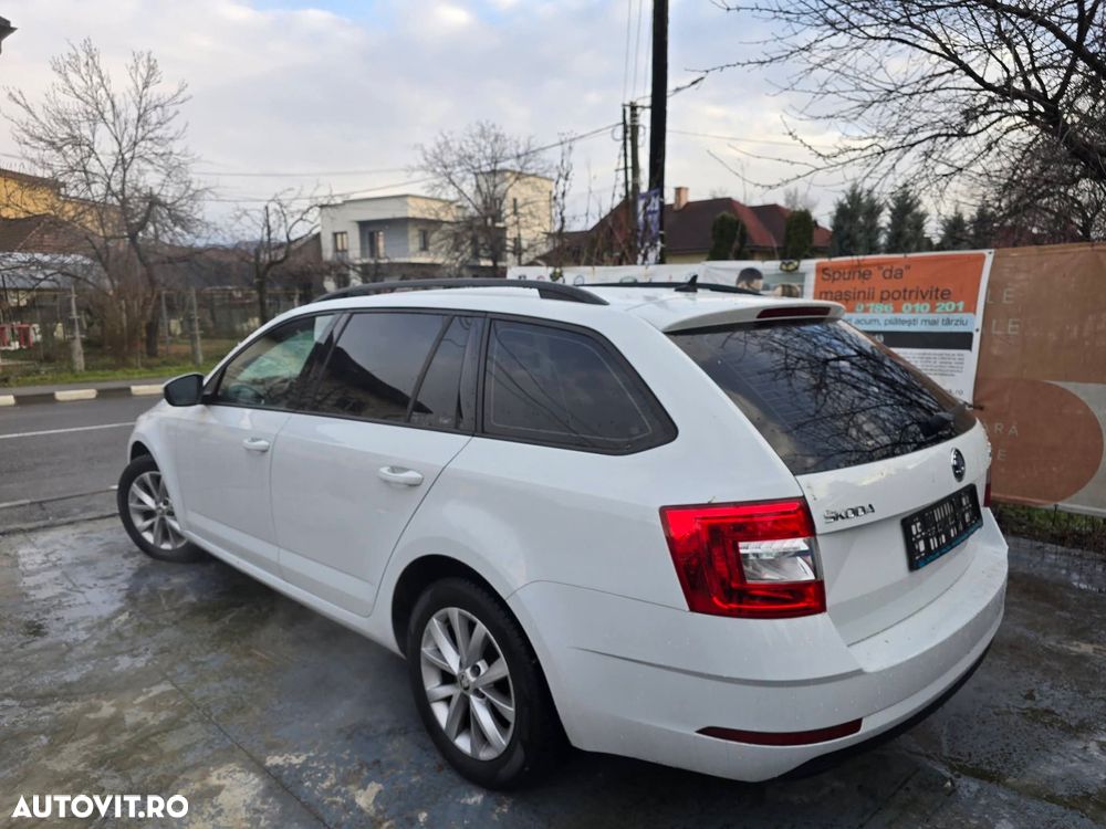 Skoda Octavia 1.5 TSI e-TEC DSG Clever - 11