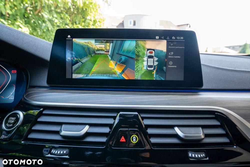 BMW Seria 5 520d xDrive - 13