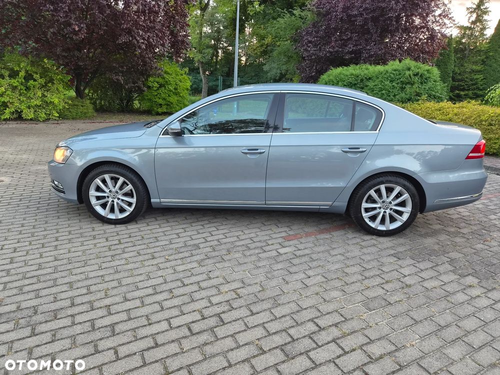 Volkswagen Passat 2.0 TSI Exclusive - 2