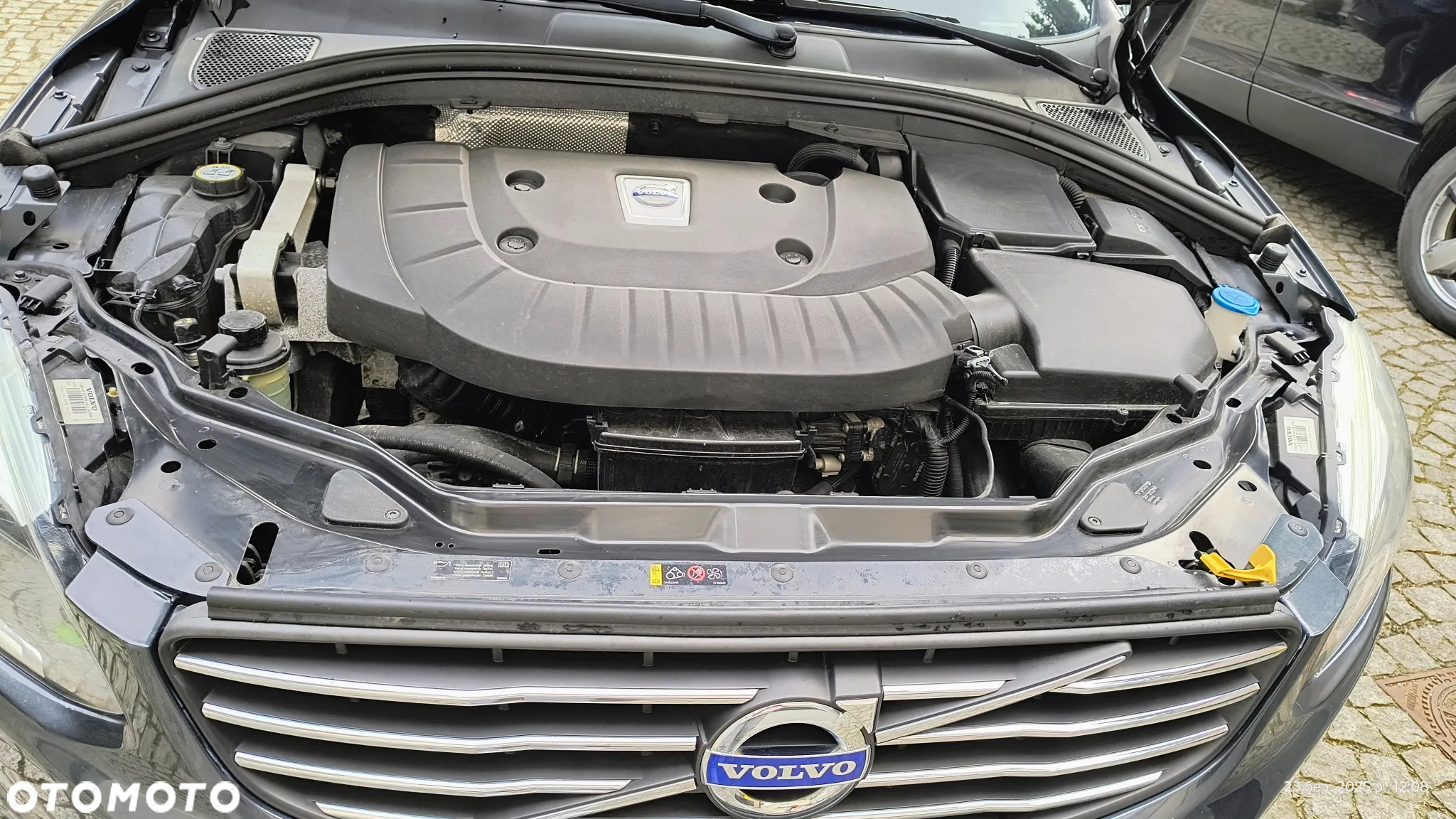 Volvo XC 60 D4 Geartronic Momentum - 8