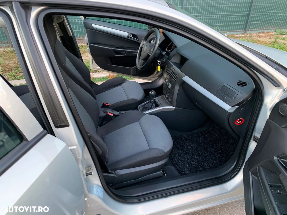 Opel Astra - 11