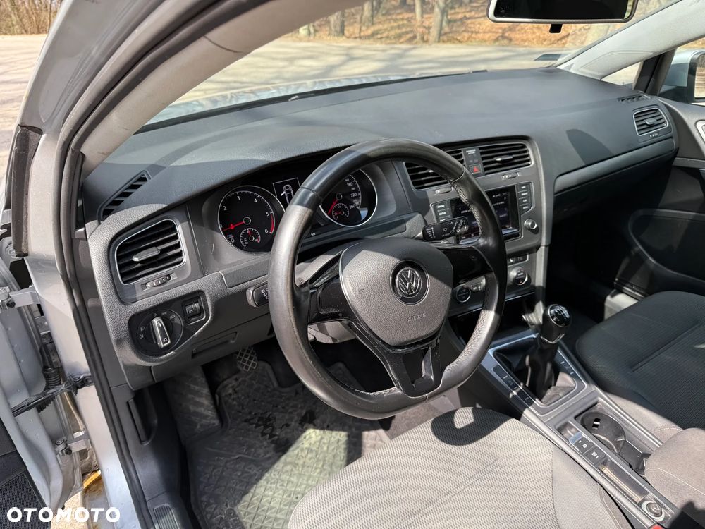 Volkswagen Golf 2.0 TDI (BlueMotion Technology) Comfortline - 33