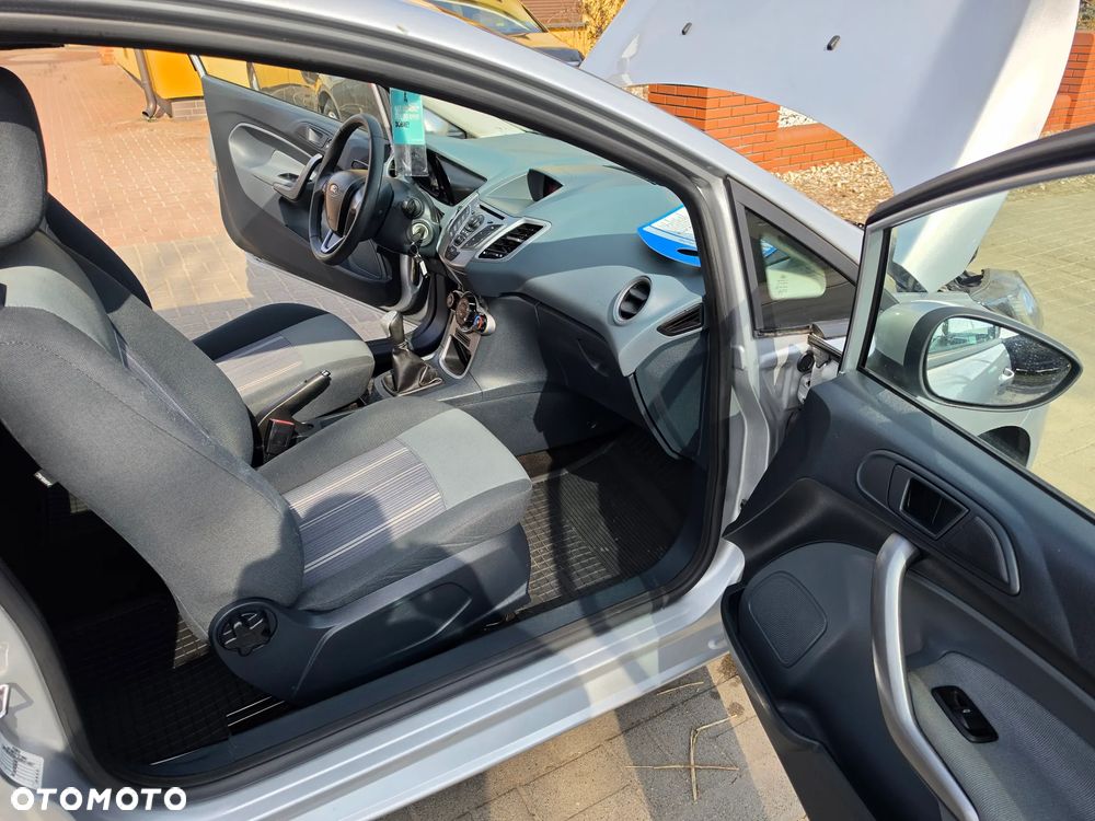 Ford Fiesta - 16