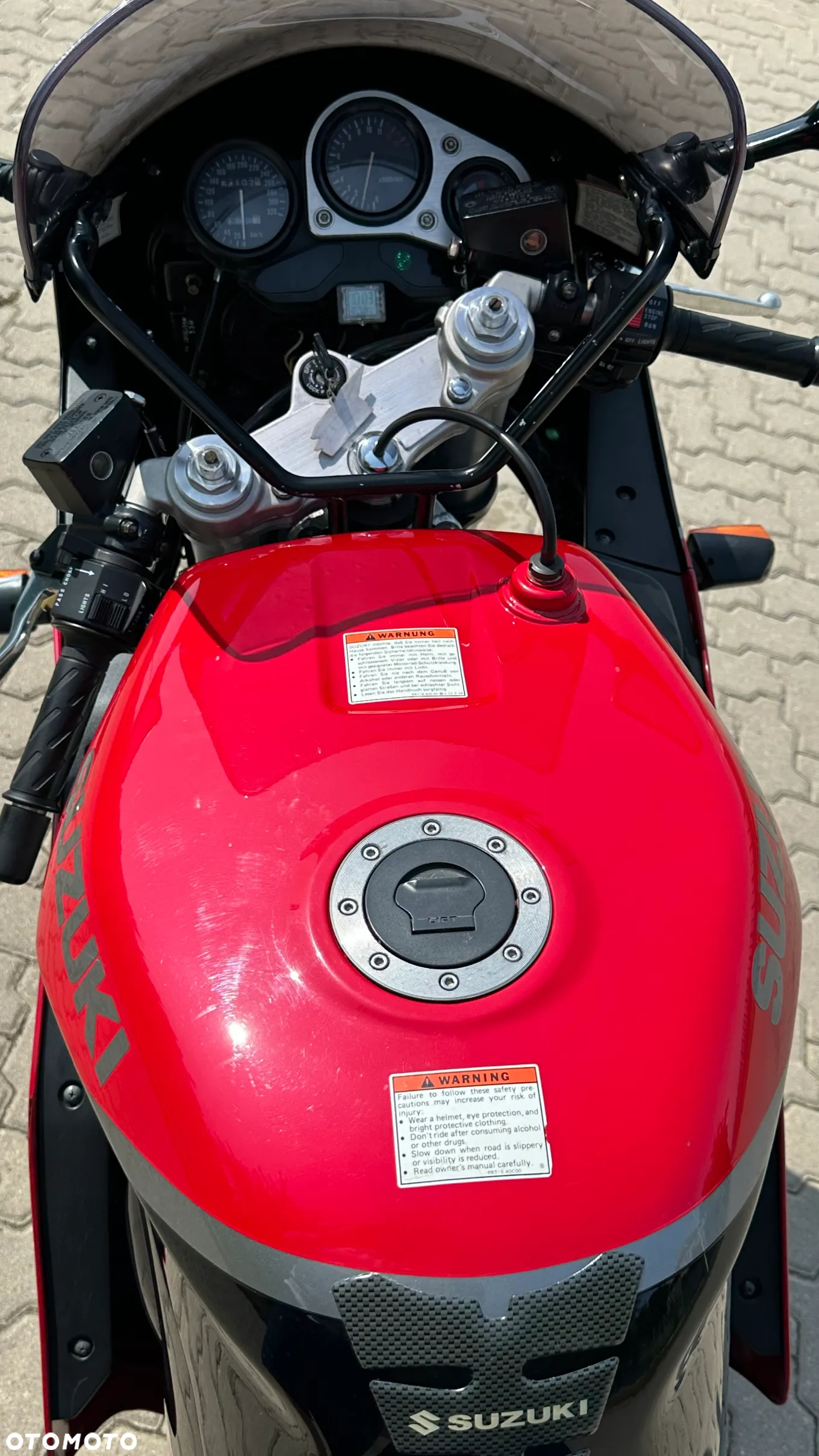 Suzuki GSX-R - 9