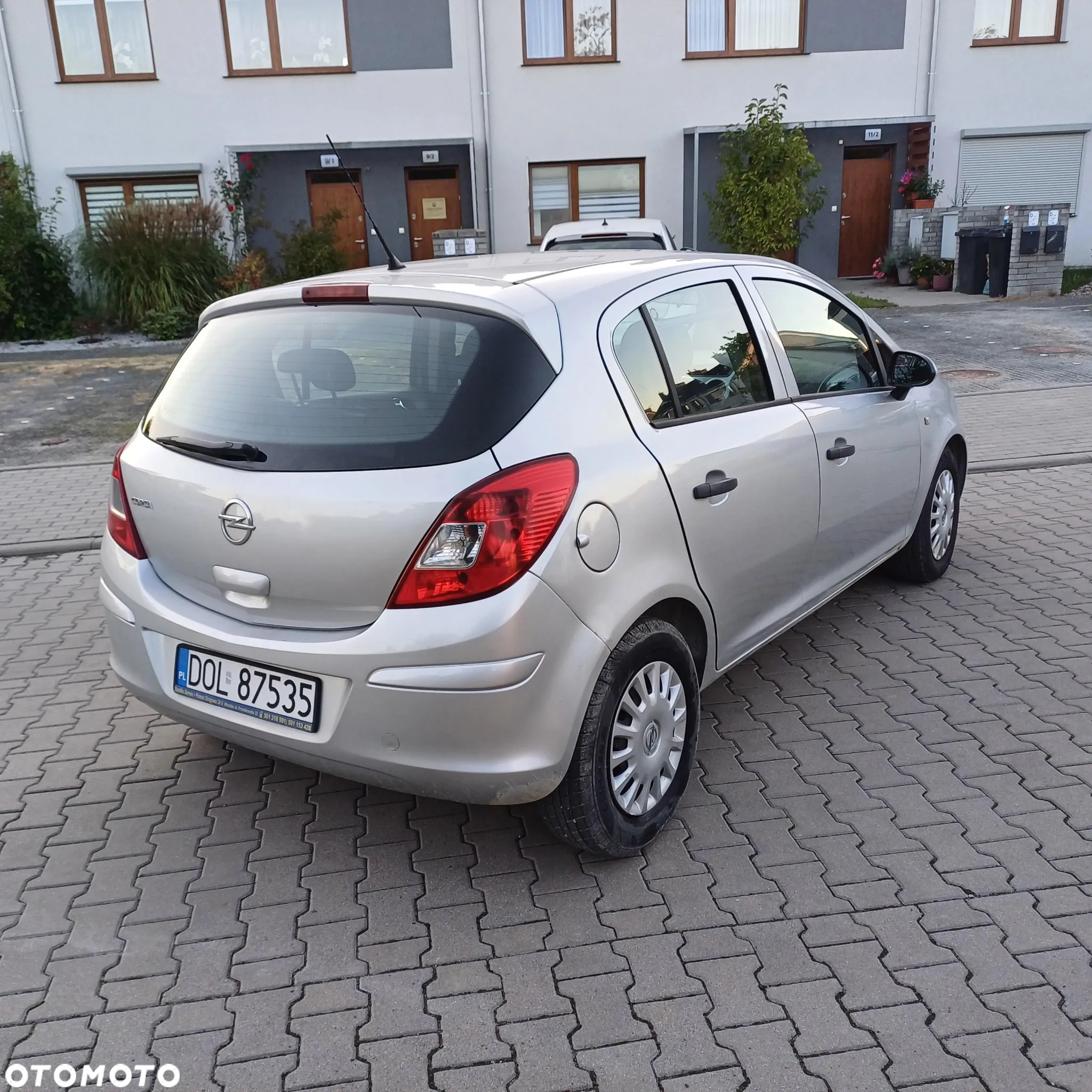 Opel Corsa 1.2 16V Cosmo - 6