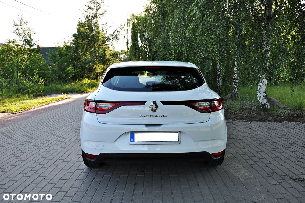 Renault Megane ENERGY TCe 100 EXPERIENCE - 6