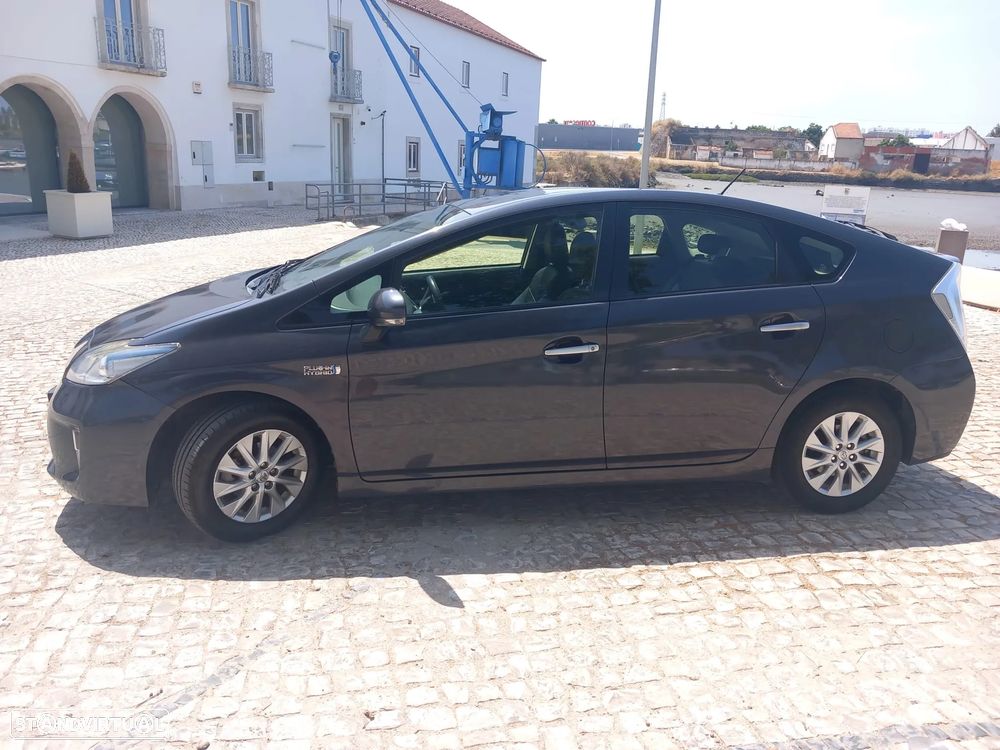 Toyota Prius 1.8 Plug-In Touch&Go - 2