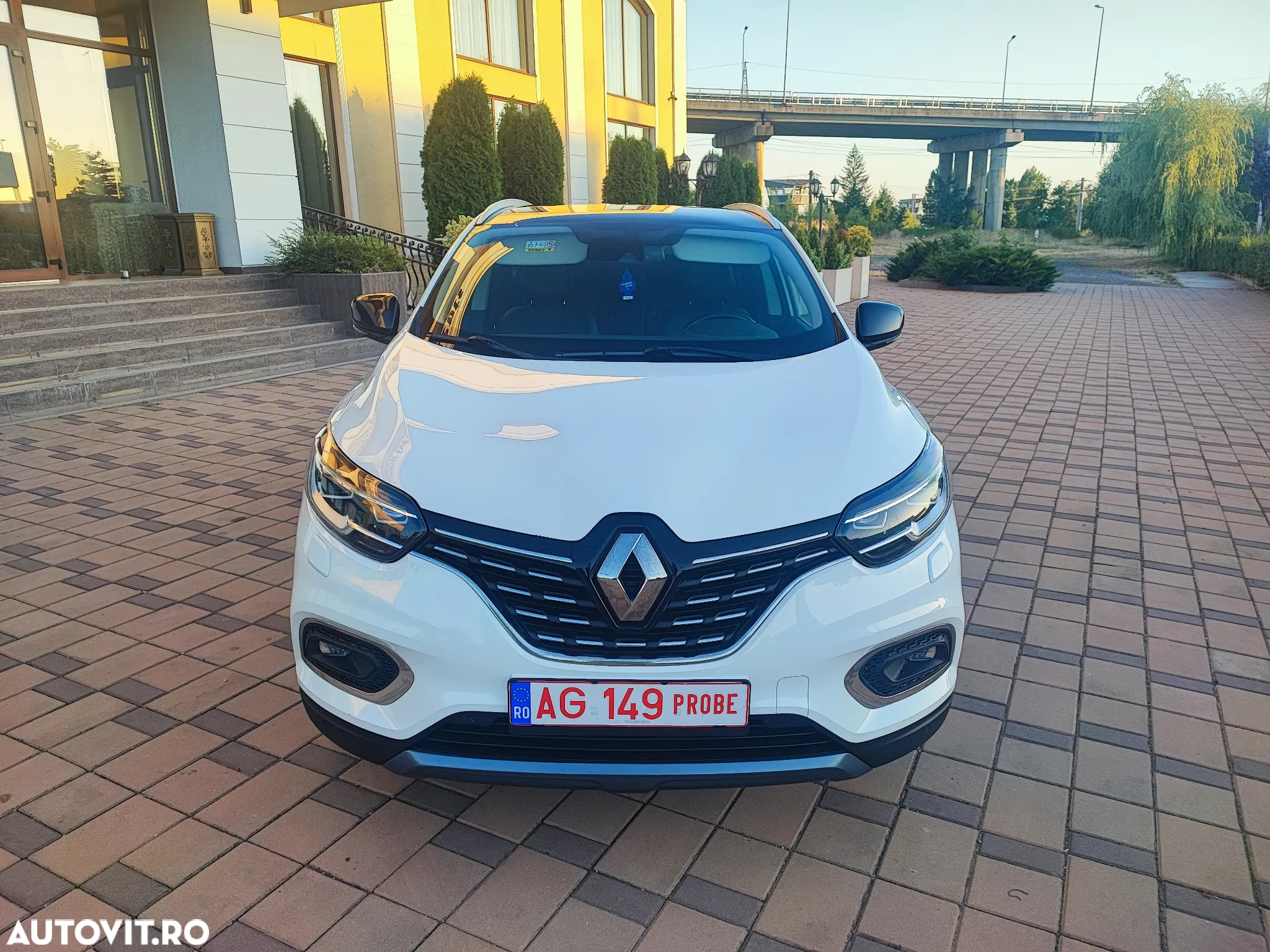 Renault Kadjar TCe EDC GPF Intens - 2