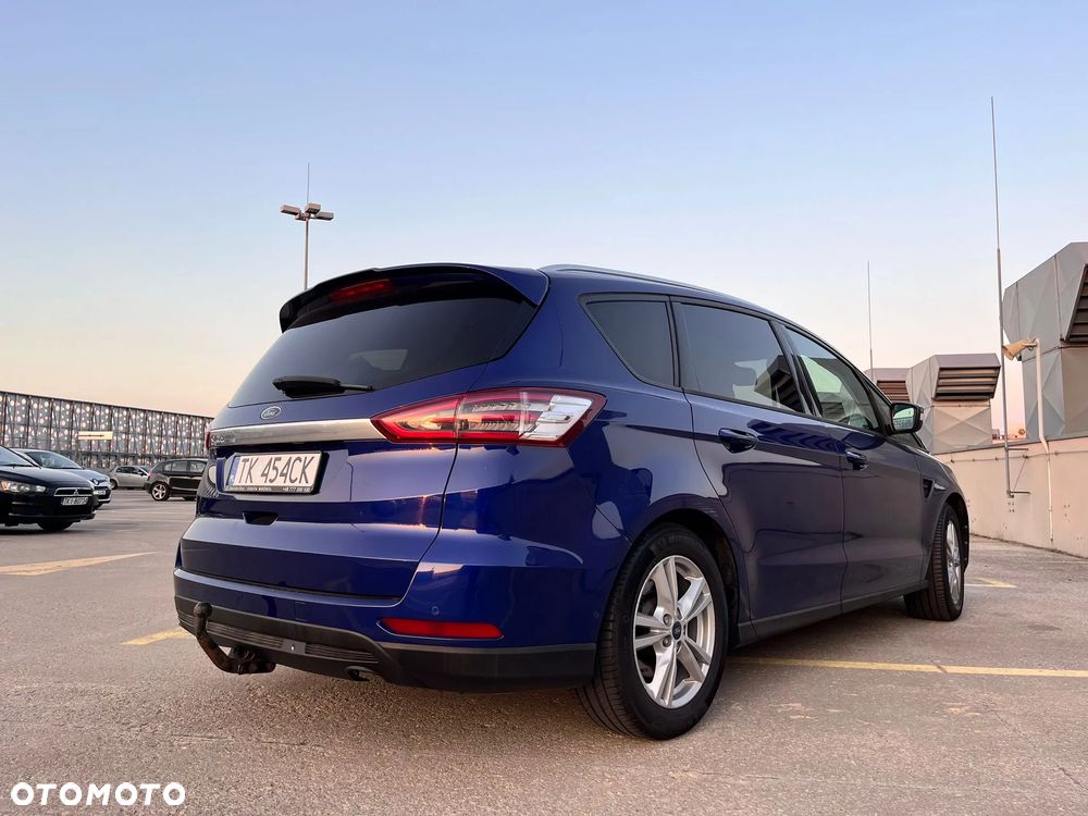 Ford S-Max - 19