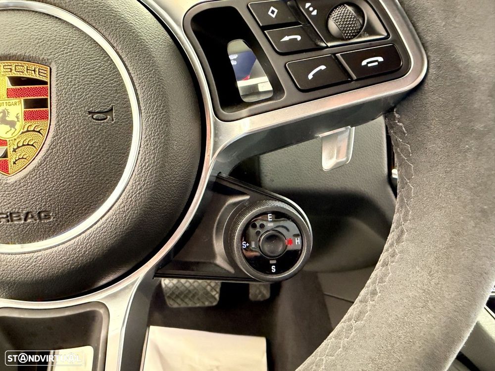 Porsche Cayenne Coupé E-Hybrid - 18