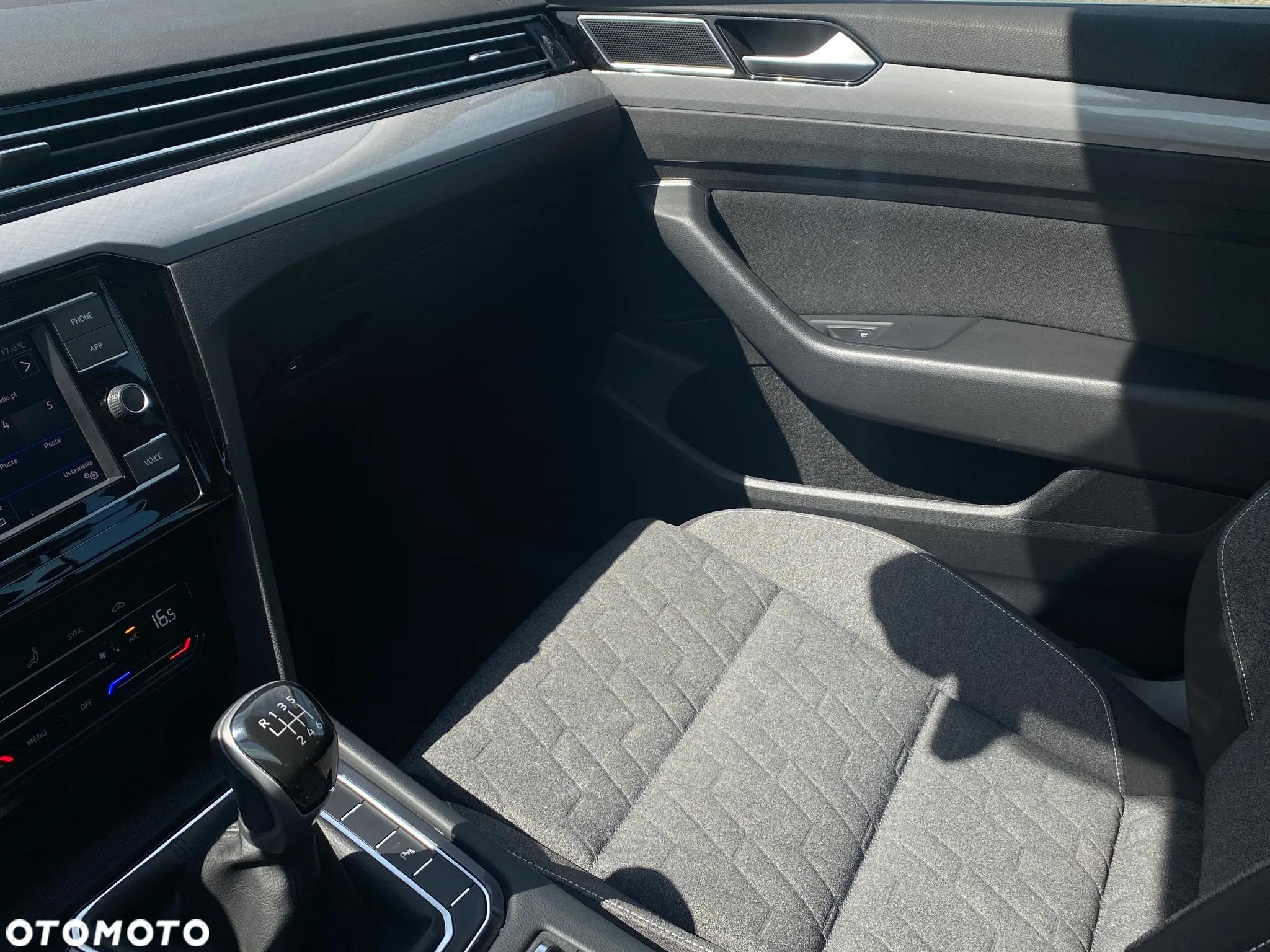 Volkswagen Passat 1.5 TSI EVO Business - 13