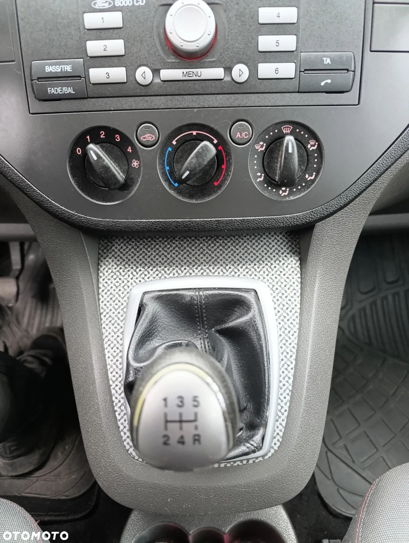 Ford C-MAX 1.6 Ambiente - 23