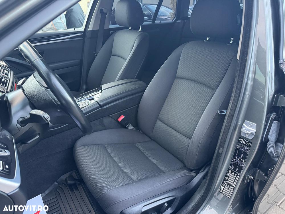 BMW Seria 5 525d xDrive Aut. - 12