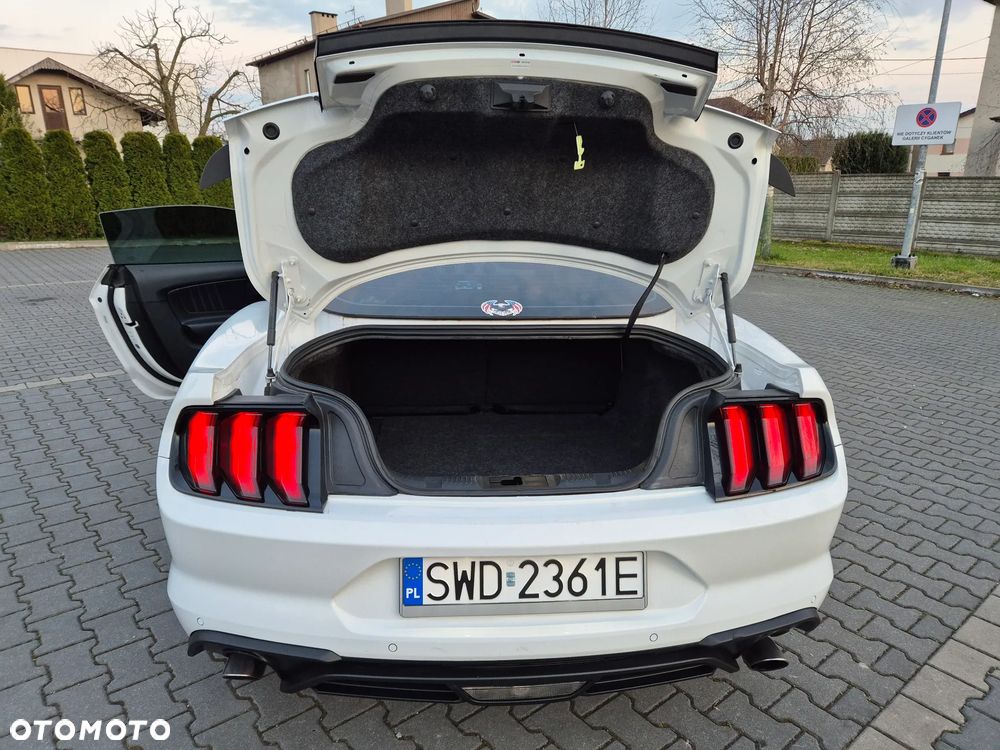 Ford Mustang - 15