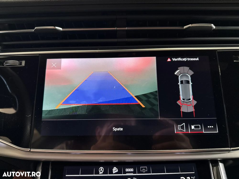 Audi Q8 - 19