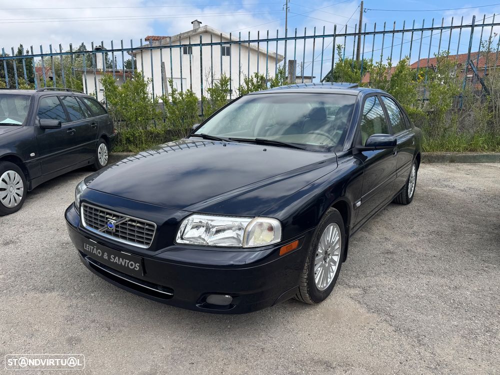 Volvo S80 2.4 D5 Nivel 3 - 1