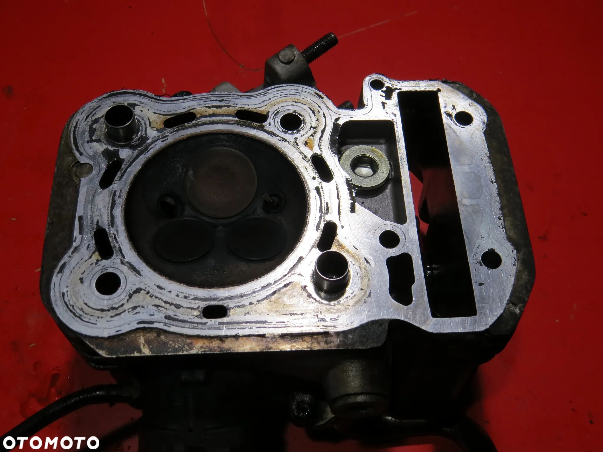 HONDA DEAUVILLE NTV 650 RC47 01 głowica zawory pokrywa wałki na I cylinder - 1