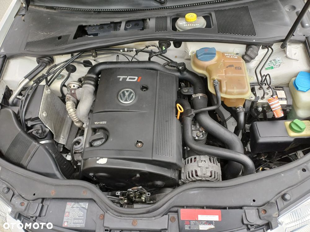 Volkswagen Passat - 14