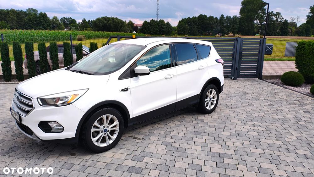 Ford Escape 1.5 EcoBoost AWD SE - 2