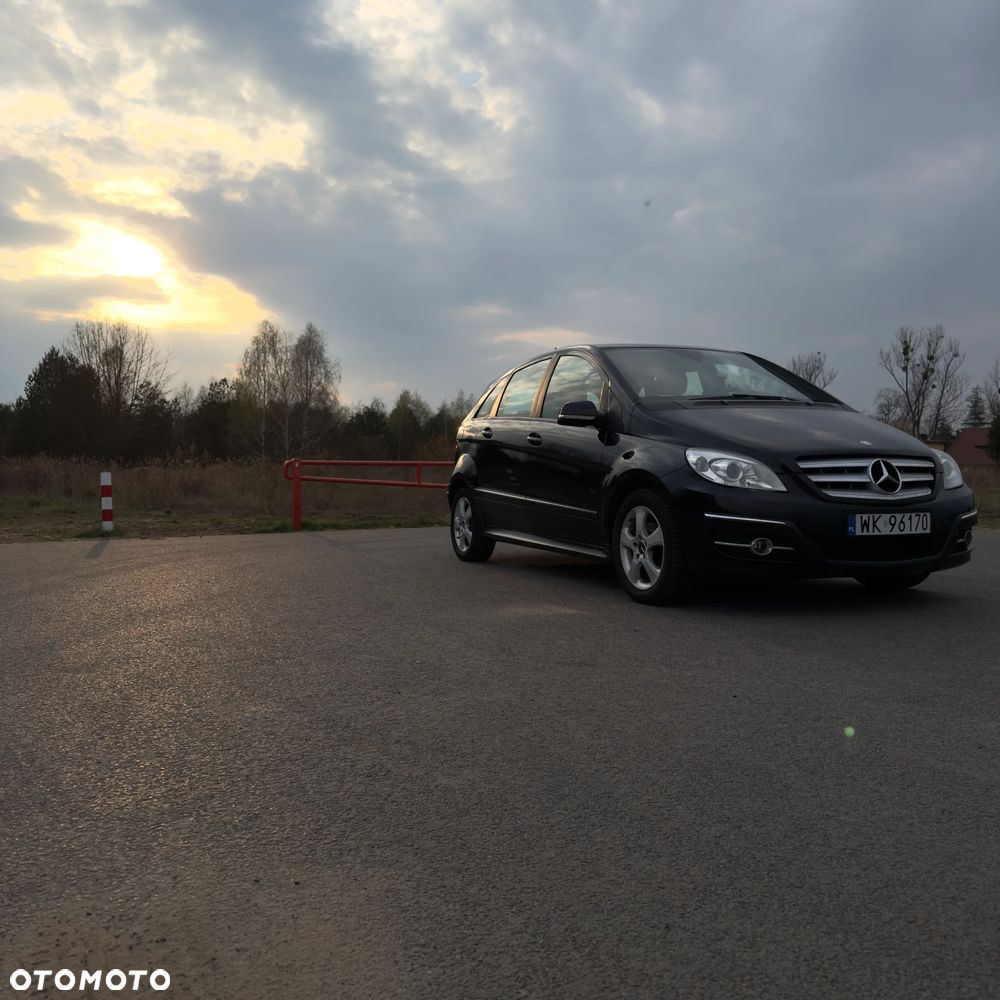 Mercedes-Benz Klasa B 180 Autotronic - 9