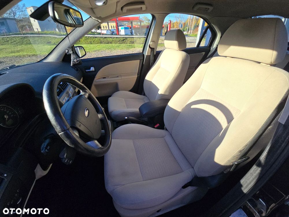 Ford Mondeo - 16